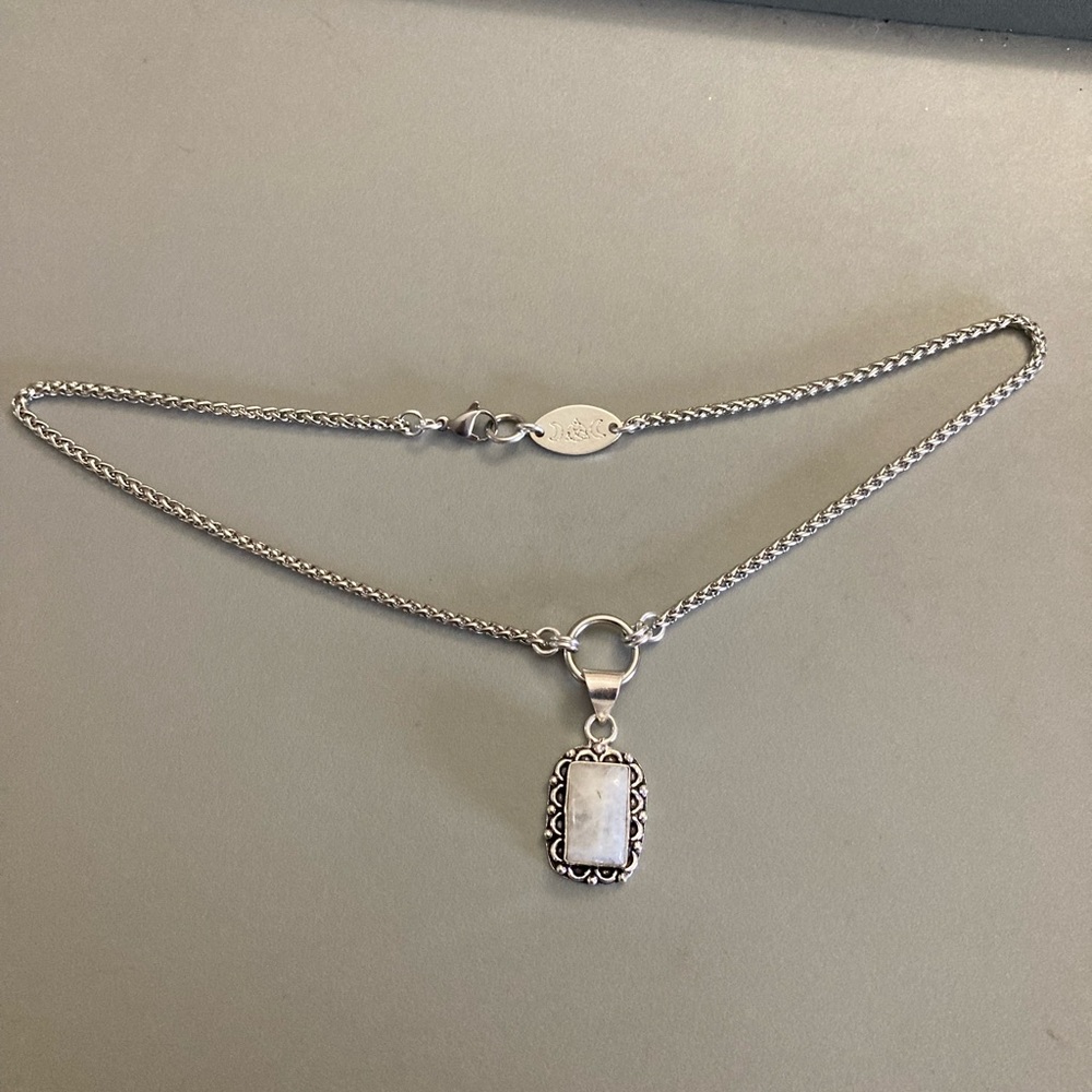 925 sterling silver overlay White quartz gemstone charm boho stone necklace . - Picture 15 of 16